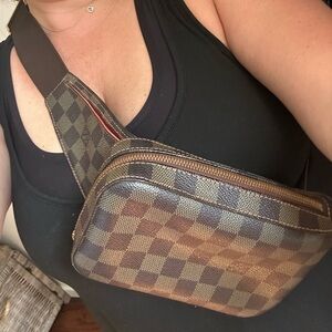 Auth Louis Vuitton Geronimos Crossbody #33916L62B